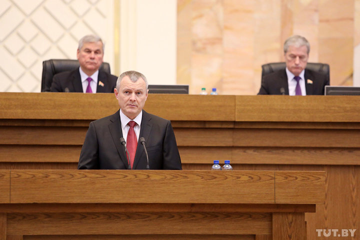 https://baj.media/sites/default/files/event/preview/igor_shunevich_parlament_20180419_shuk_tutby_phsl_img_6484.jpg