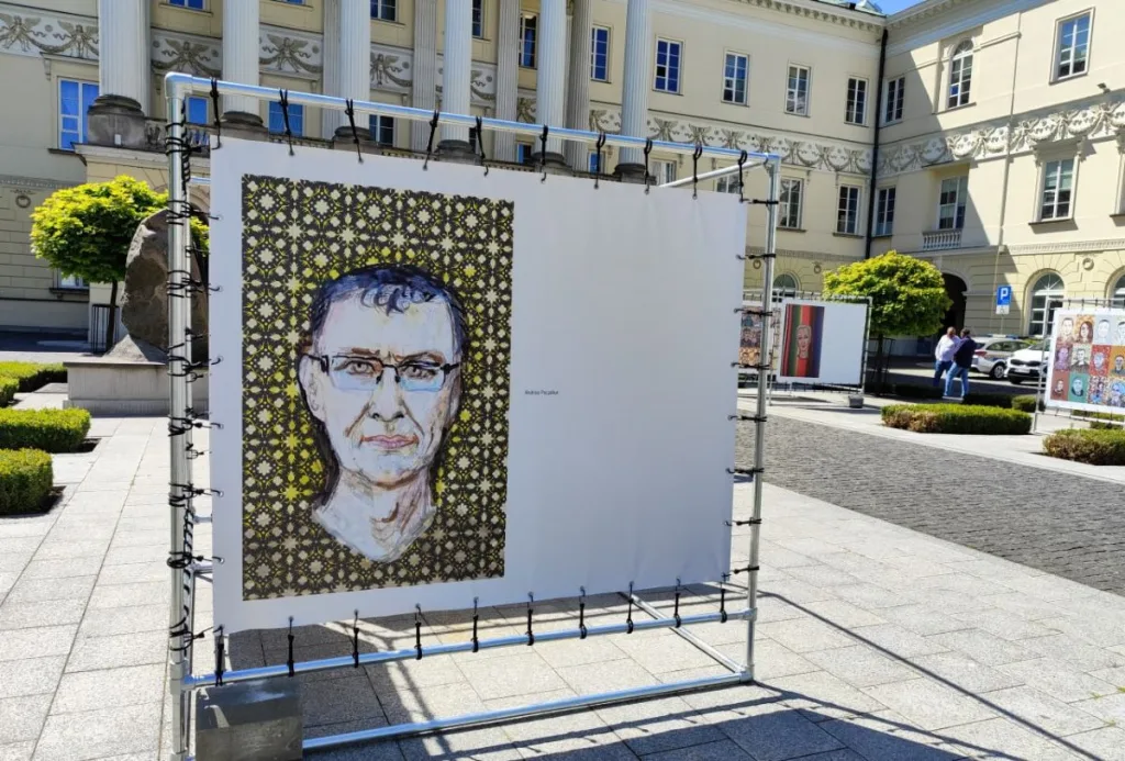 партрэты беларускіх журналістаў-палітвязняў у Варшаве