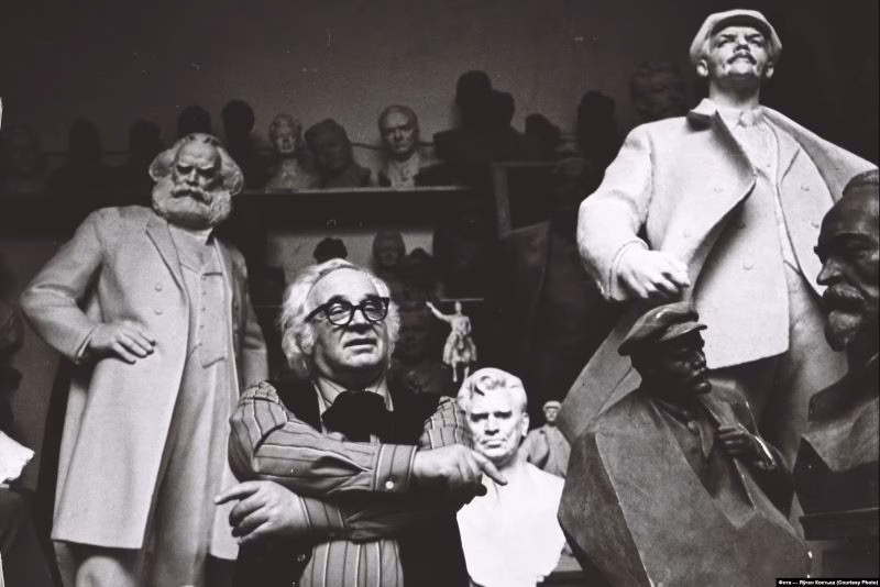 Заір Азгур сярод сваіх правадыроў